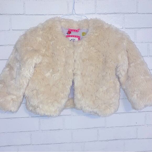 MINI BODEN $110 Ivory Faux Fur Coat Jacket Girls size  5-6 years EUC - Picture 2 of 12